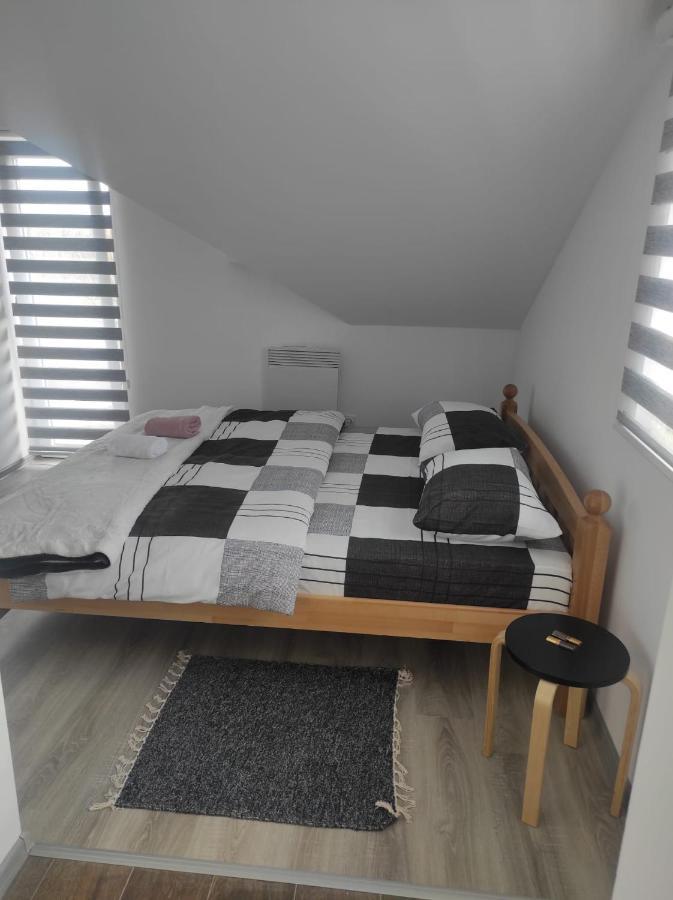 Hotel Prenociste Ljiljana 2 Livno Esterno foto