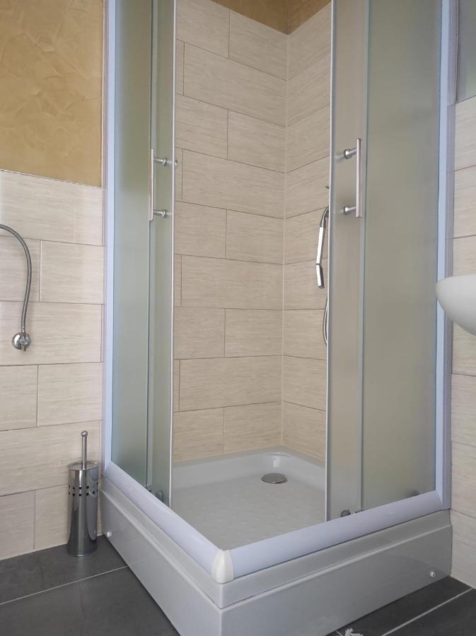 Hotel Prenociste Ljiljana 2 Livno Esterno foto